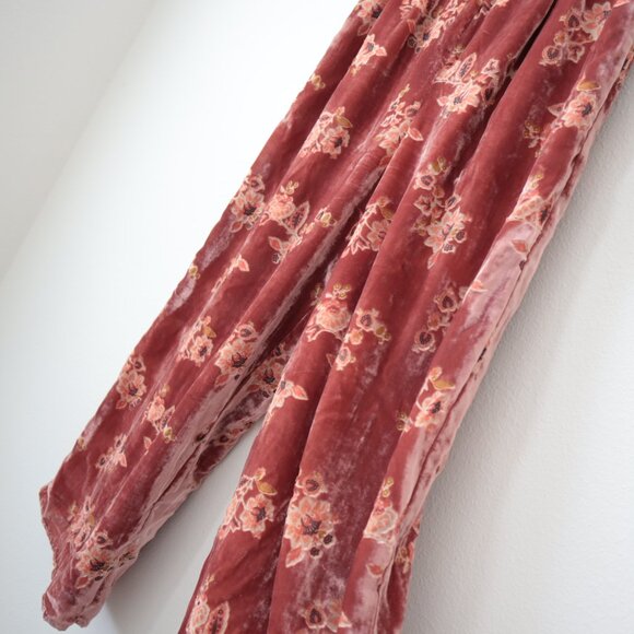 Anthropologie Hutch Velvet Burnout High Waist Wide Leg Floral Pants | M - Picture 5 of 11